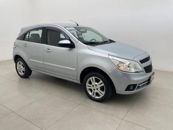 CHEVROLET AGILE 1.4 MPFI LT 8V FLEX 4P MANUAL CHEVROLET AGILE 1.4 MPFI LT 8V FLEX 4P MANUAL
